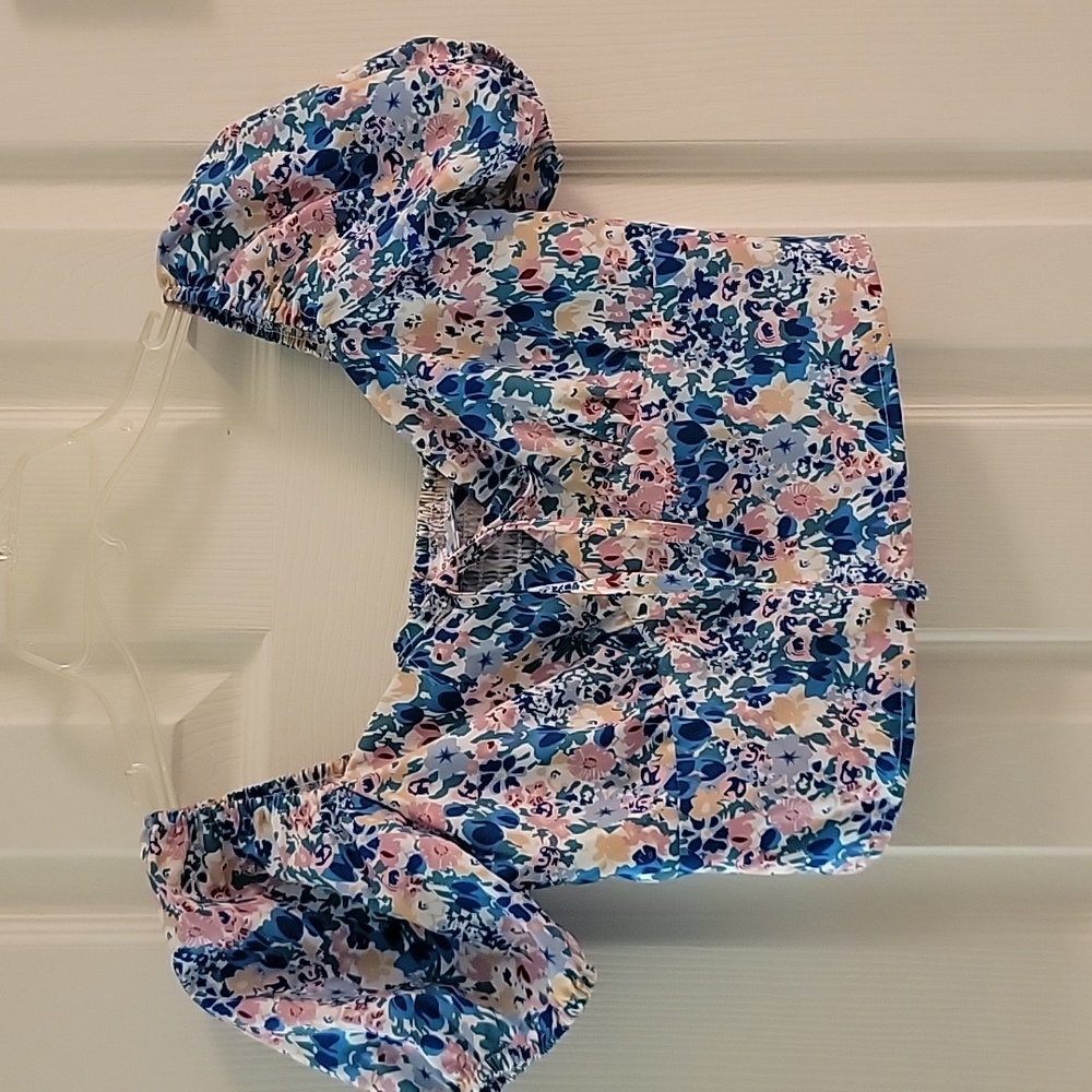 SHEIN Crop Top